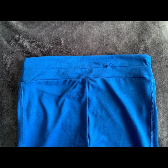 J. Crew Athletic Cropped Leggings - Picture 4 of 6